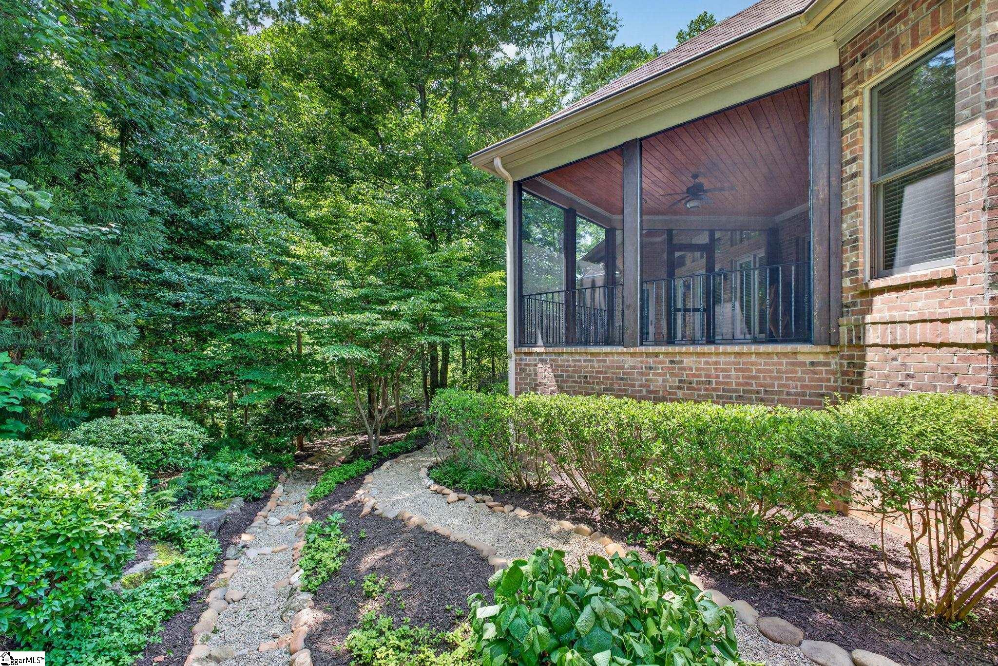 105 Treetops Court Greer, SC 29650 - Photo 34 of 42