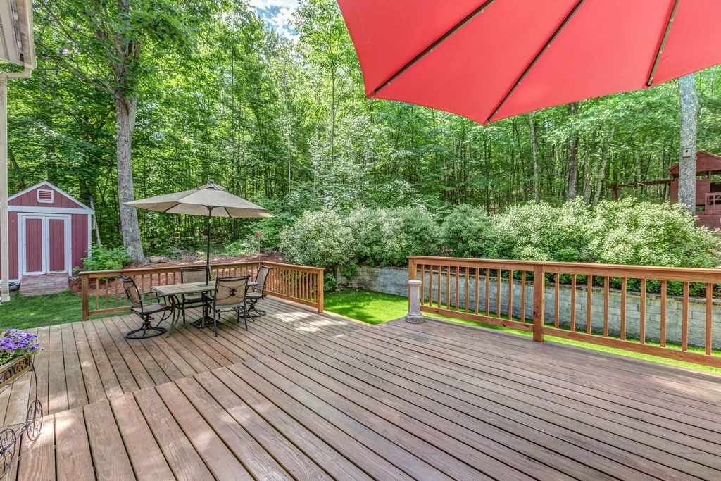 12 Potanipo Hill Road Brookline, NH 03033 - Photo 5 of 37 Gallery Image 5