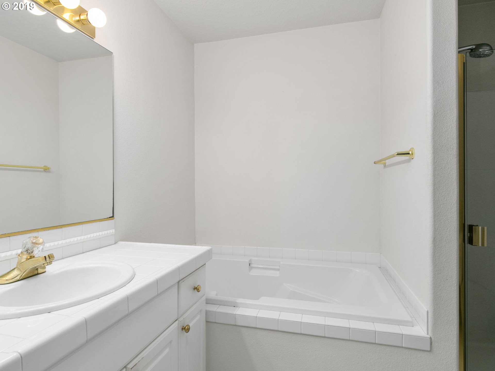 22030 Southwest Grahams Ferry Road, Unit B Tualatin, OR 97062 - Photo 17 of 27 Gallery Image 17