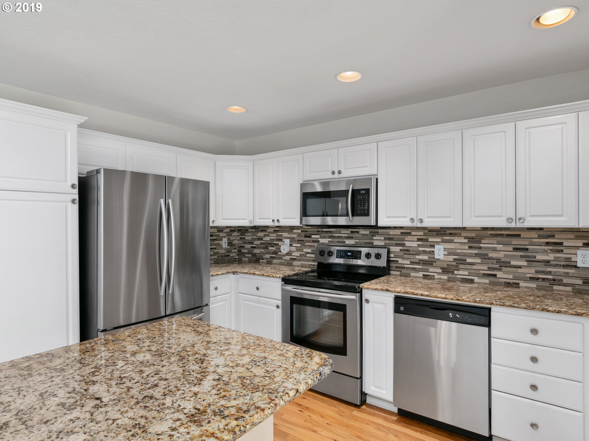 22030 Southwest Grahams Ferry Road, Unit B Tualatin, OR 97062 - Photo 5 of 27 Gallery Image 5