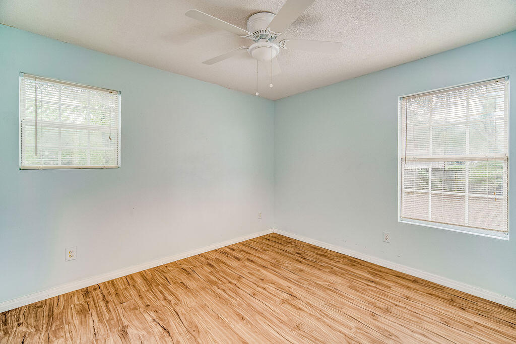 1003 Pinetree Road Mary Esther, FL 32569 - Photo 22 of 29 an empty room with a window