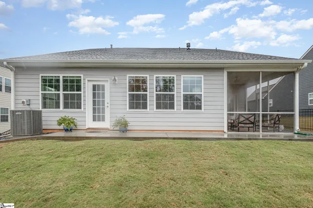 $494,900 | 264 Double Crest Drive, Taylors, SC 29687