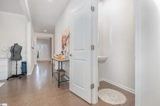 $494,900 | 264 Double Crest Drive, Taylors, SC 29687