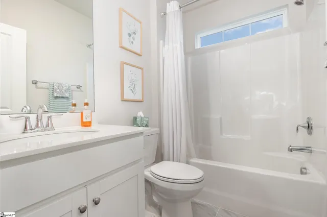 $494,900 | 264 Double Crest Drive, Taylors, SC 29687