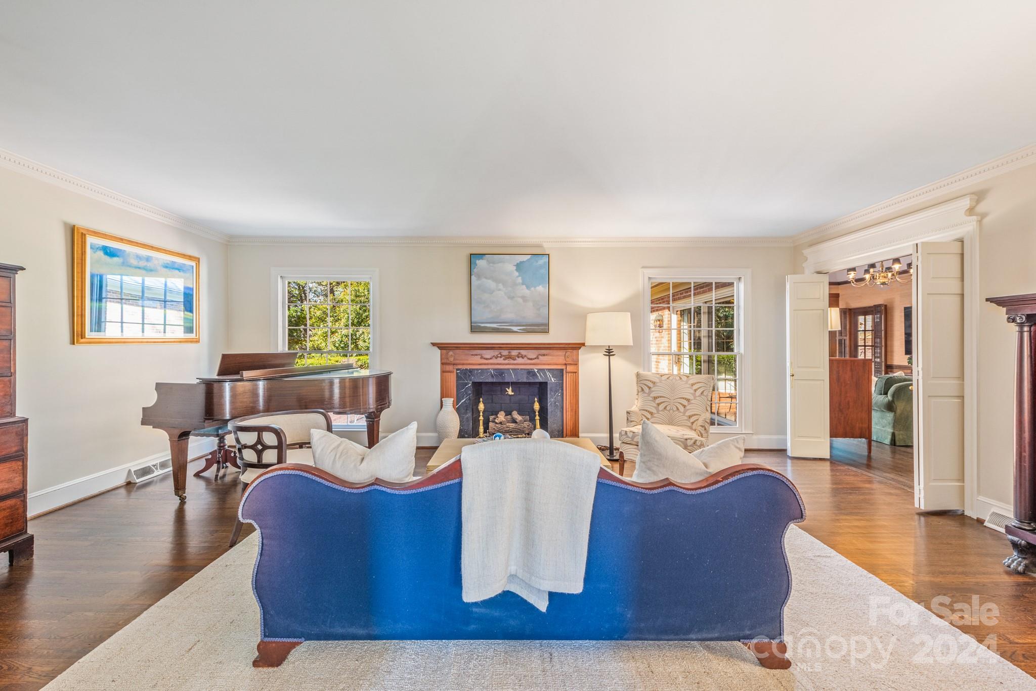 4328 Belknap Road Charlotte, NC 28211 - Photo 8 of 36 Gallery Image 8