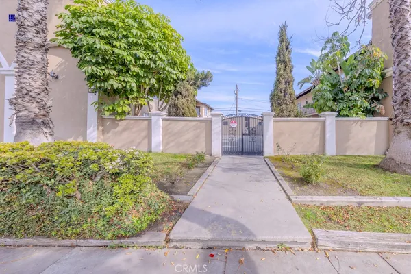 $2,100,000 | 906 South Fann Street, Anaheim, CA 92804