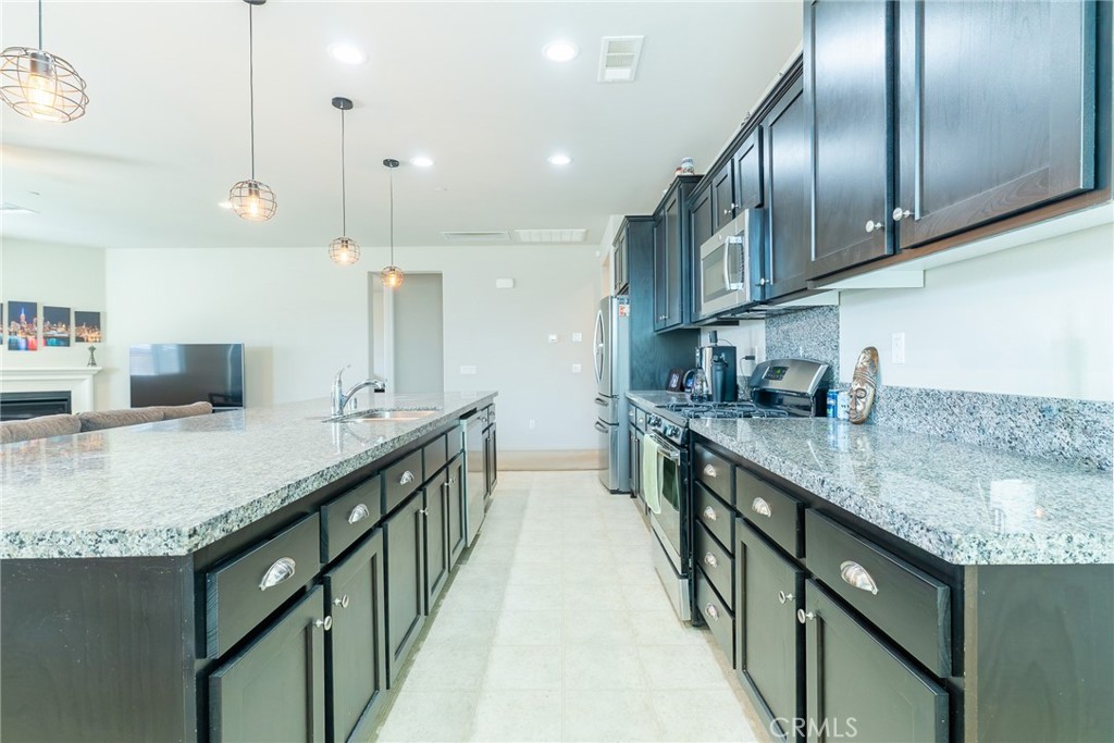 26725 Emperor Road Menifee, CA 92585 - Photo 5 of 21