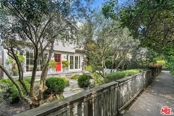 $17,500 | 821 Nowita Place, Venice, CA 90291