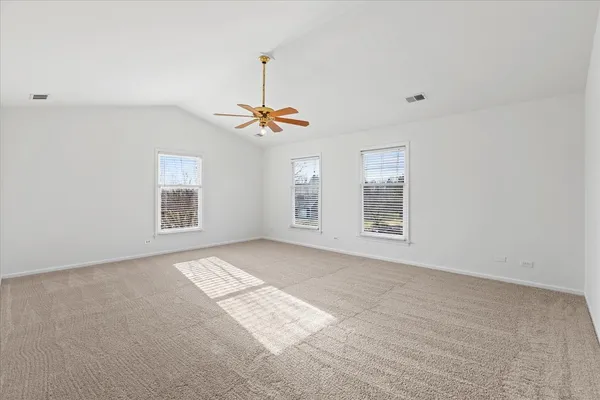 $825,000 | 2321 West Steeple Chase Circle, Libertyville, IL 60048