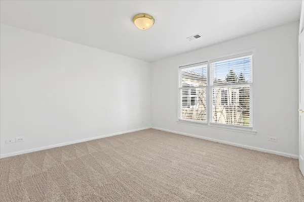 $825,000 | 2321 West Steeple Chase Circle, Libertyville, IL 60048