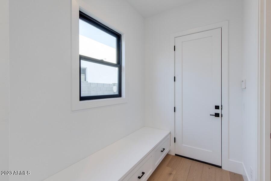 4340 East Cheery Lynn Road Phoenix, AZ 85018 - Photo 14 of 21 15.