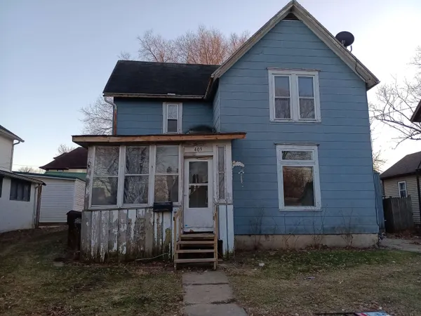 $35,500 | 409 West Avon Street, Freeport, IL 61032