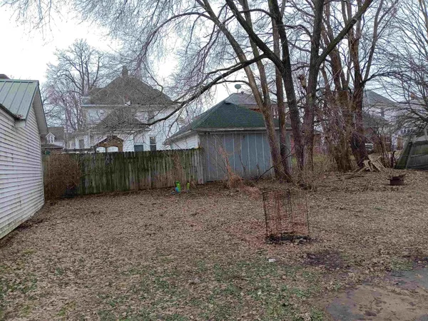 $35,500 | 409 West Avon Street, Freeport, IL 61032