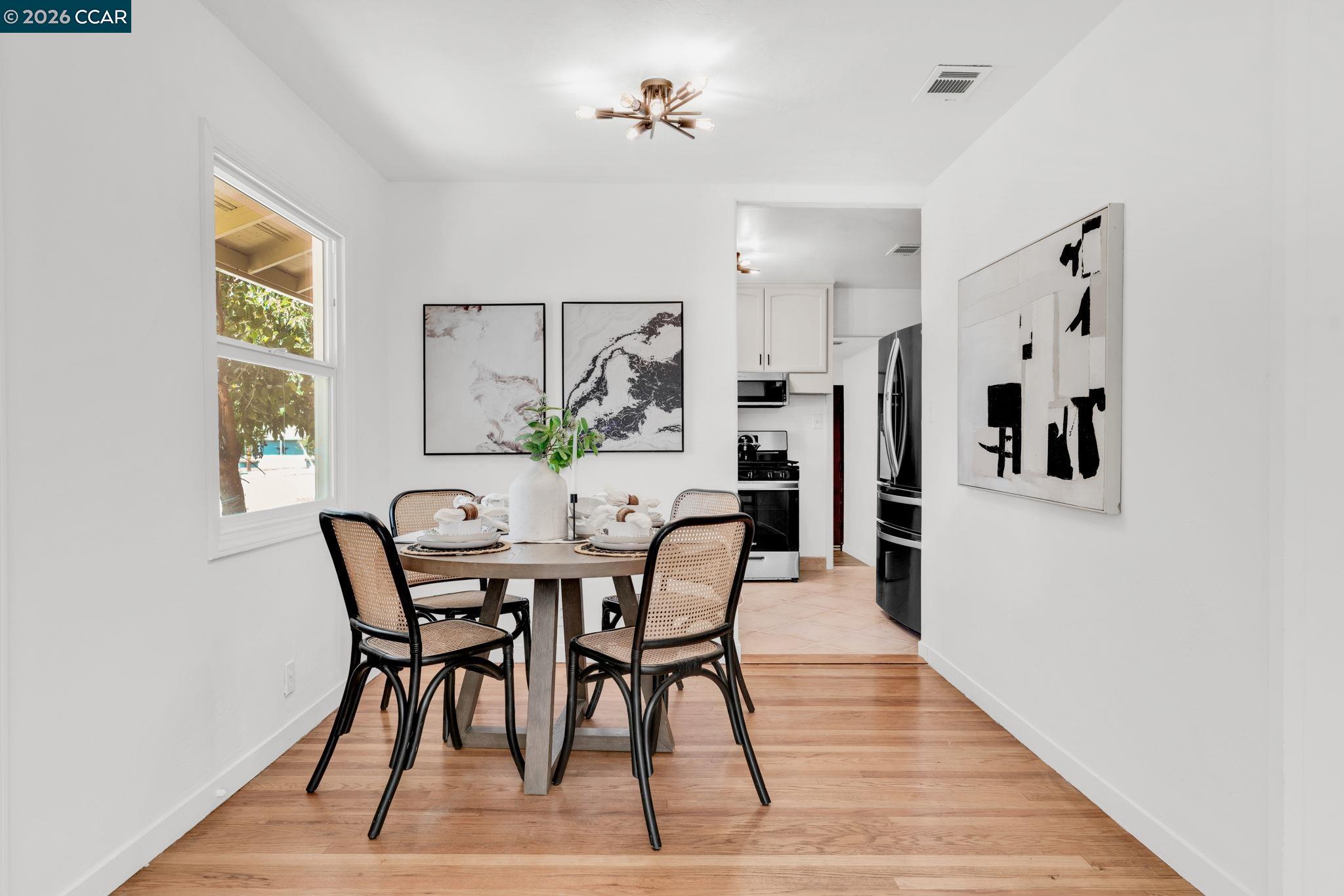 2072 Chalomar Road Concord, CA 94518 - Photo 8 of 42