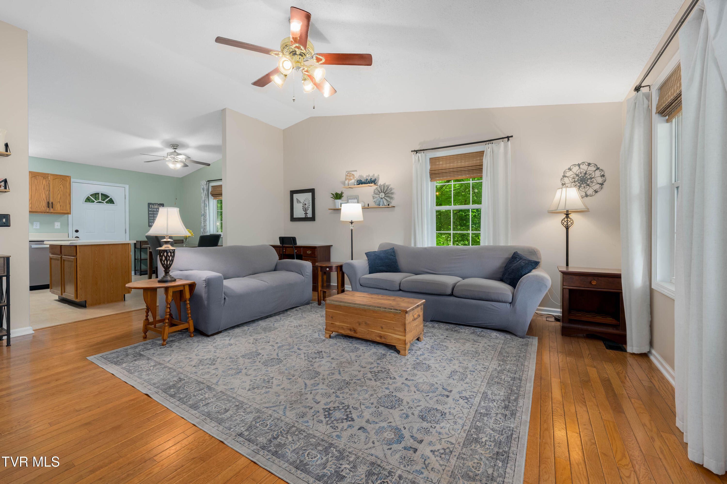 149 Cochran Road Jonesborough, TN 37659 - Photo 5 of 57 149 Cochran Rd (32 of 58)
