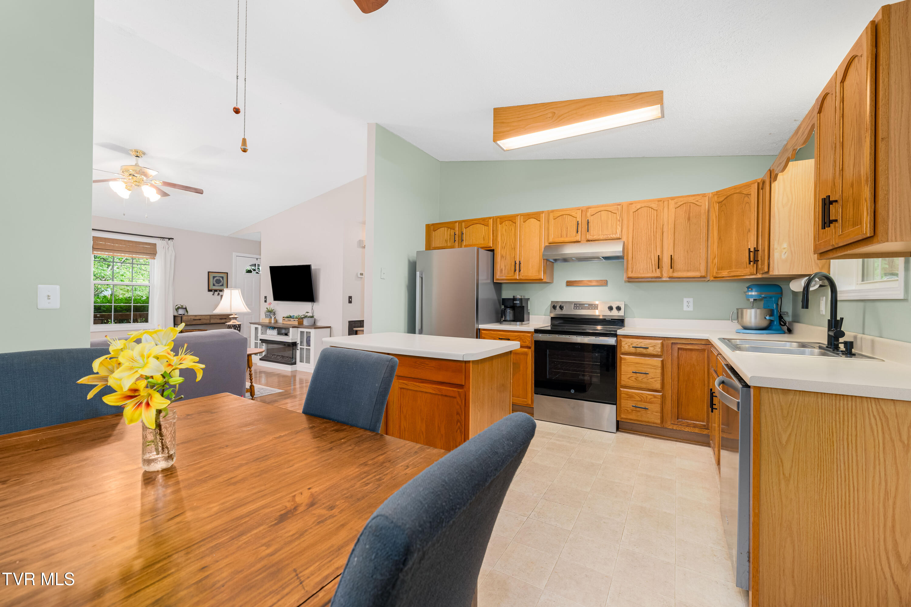 149 Cochran Road Jonesborough, TN 37659 - Photo 10 of 57 149 Cochran Rd (37 of 58)