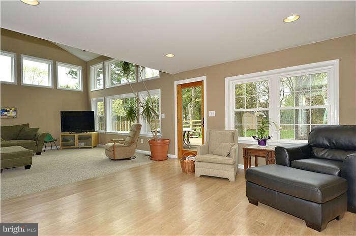 14308 Sturtevant Road Silver Spring, MD 20905 - Photo 2 of 30 Family Room