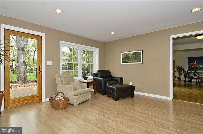 14308 Sturtevant Road Silver Spring, MD 20905 - Photo 12 of 30 Family Room