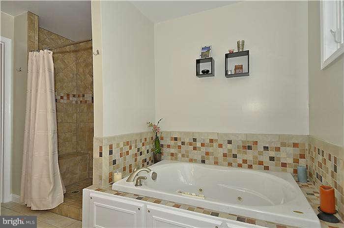14308 Sturtevant Road Silver Spring, MD 20905 - Photo 18 of 30 Bath (Master)
