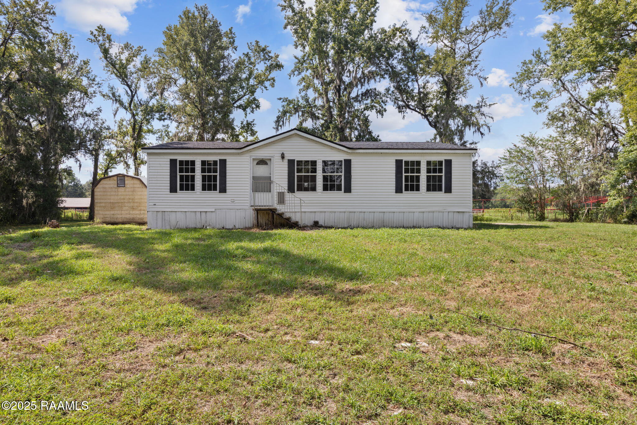 1-web-or-mls-113 Simon Latour Rd-1