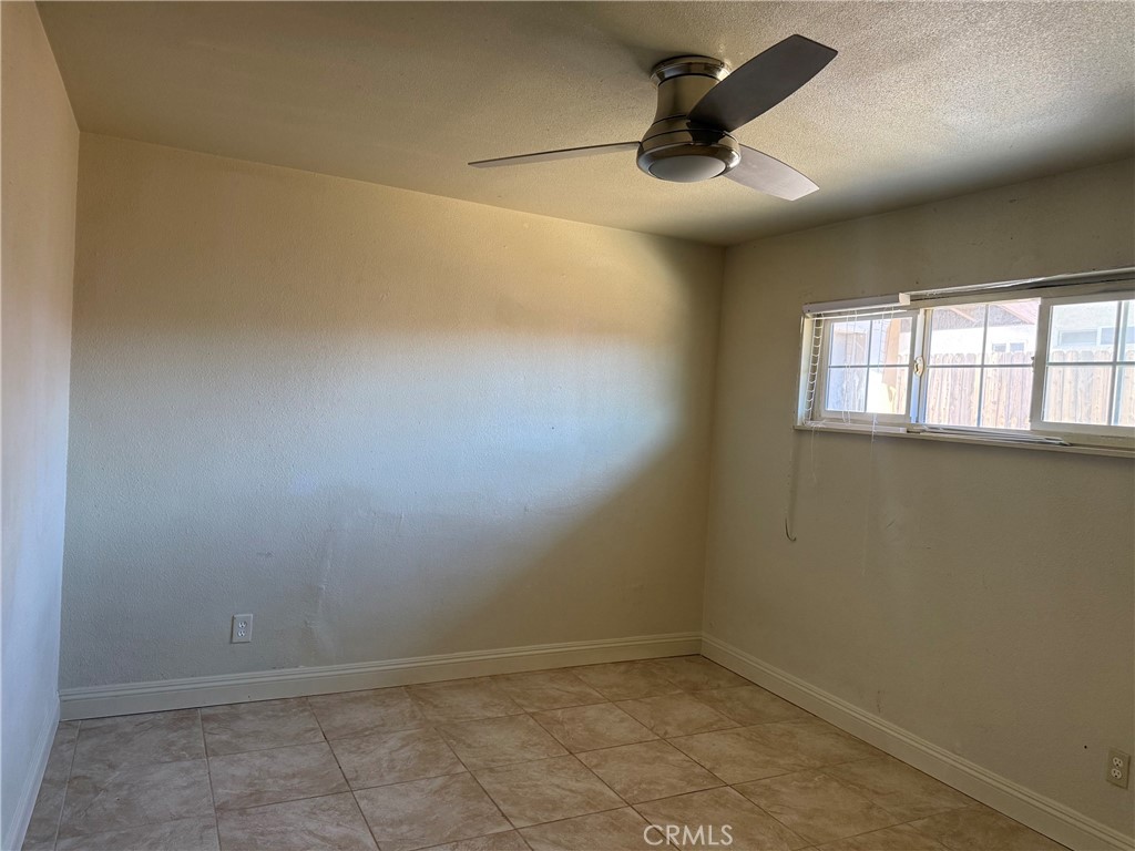 20930 Lone Eagle Road, Unit 2 Apple Valley, CA 92308 - Photo 7 of 15