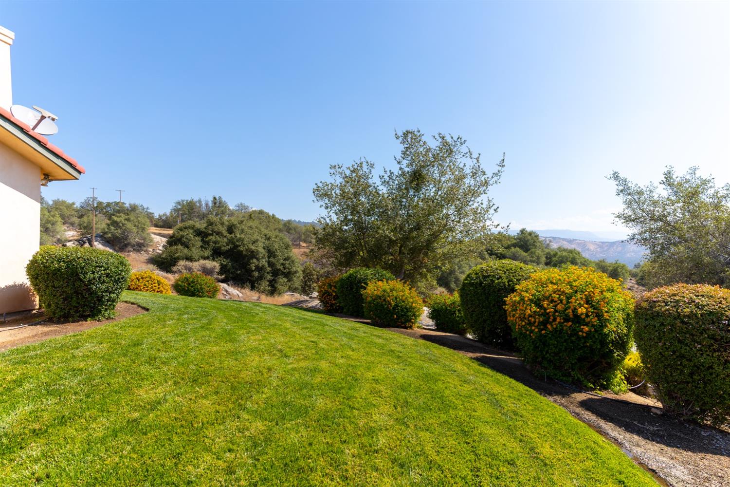 28067 Circle J Ranch Road O'Neals, CA 93645 - Photo 17 of 45 Gallery Image 17
