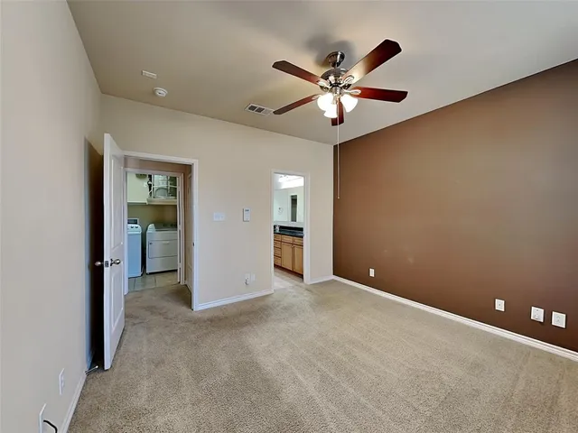 $1,550 | 950 Henderson Street, Unit 1222, Fort Worth, TX 76102
