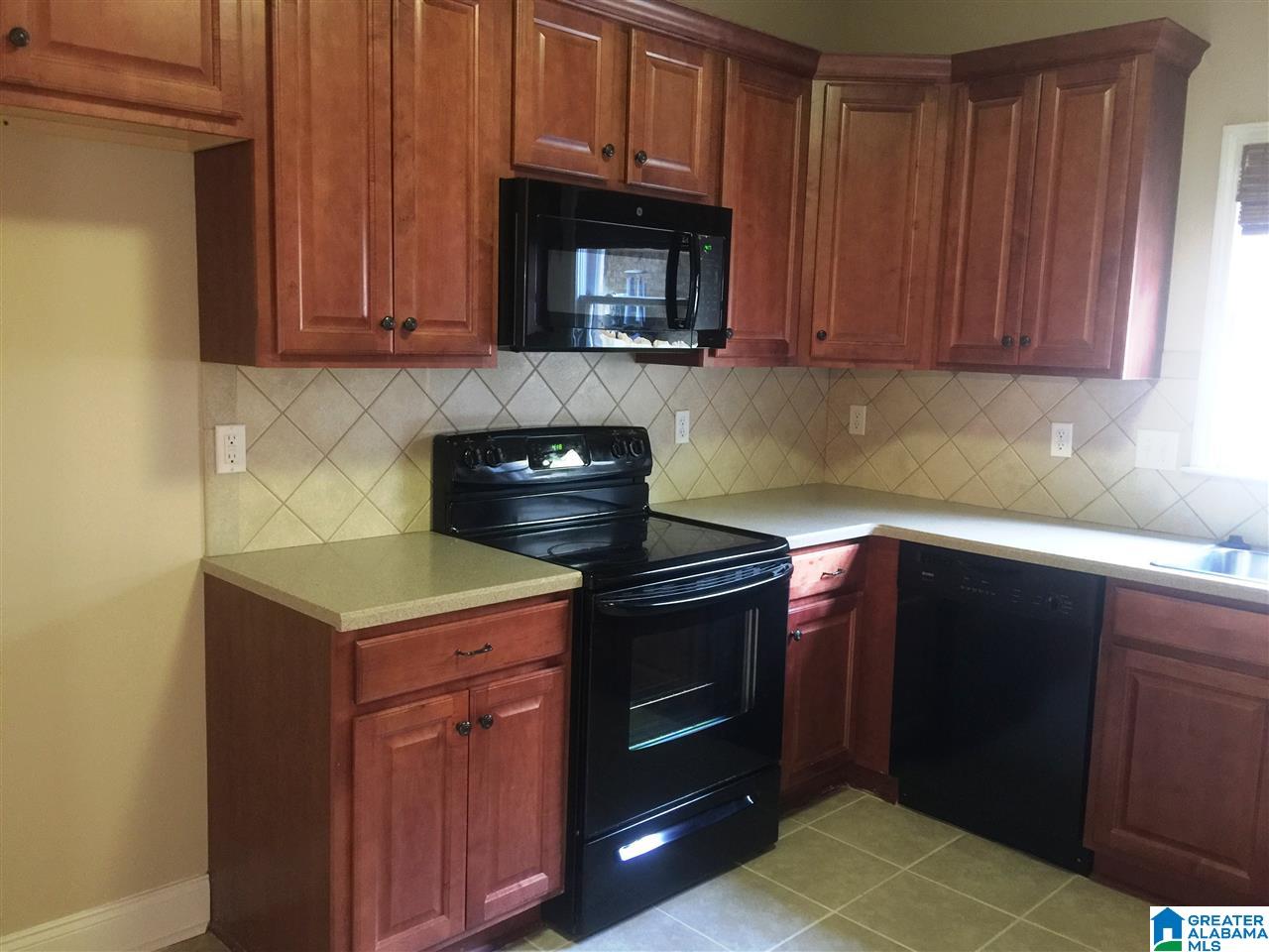 5696 Park Side Road Birmingham, AL 35244 - Photo 10 of 27
