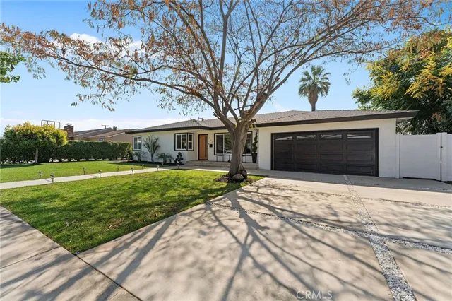 $1,149,000 | 920 East Carroll Avenue, Glendora, CA 91741