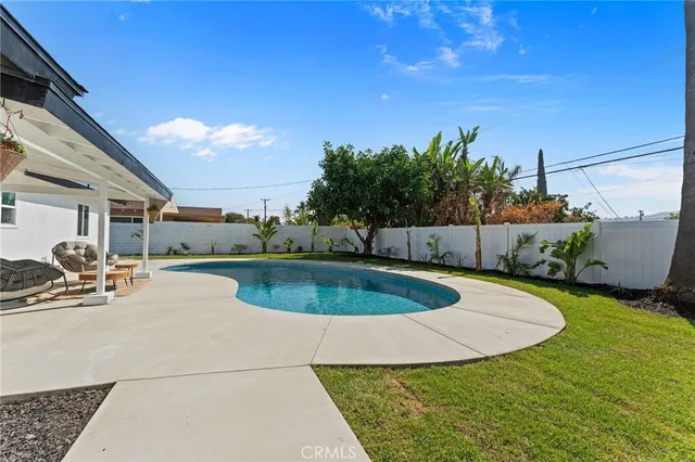 $1,149,000 | 920 East Carroll Avenue, Glendora, CA 91741