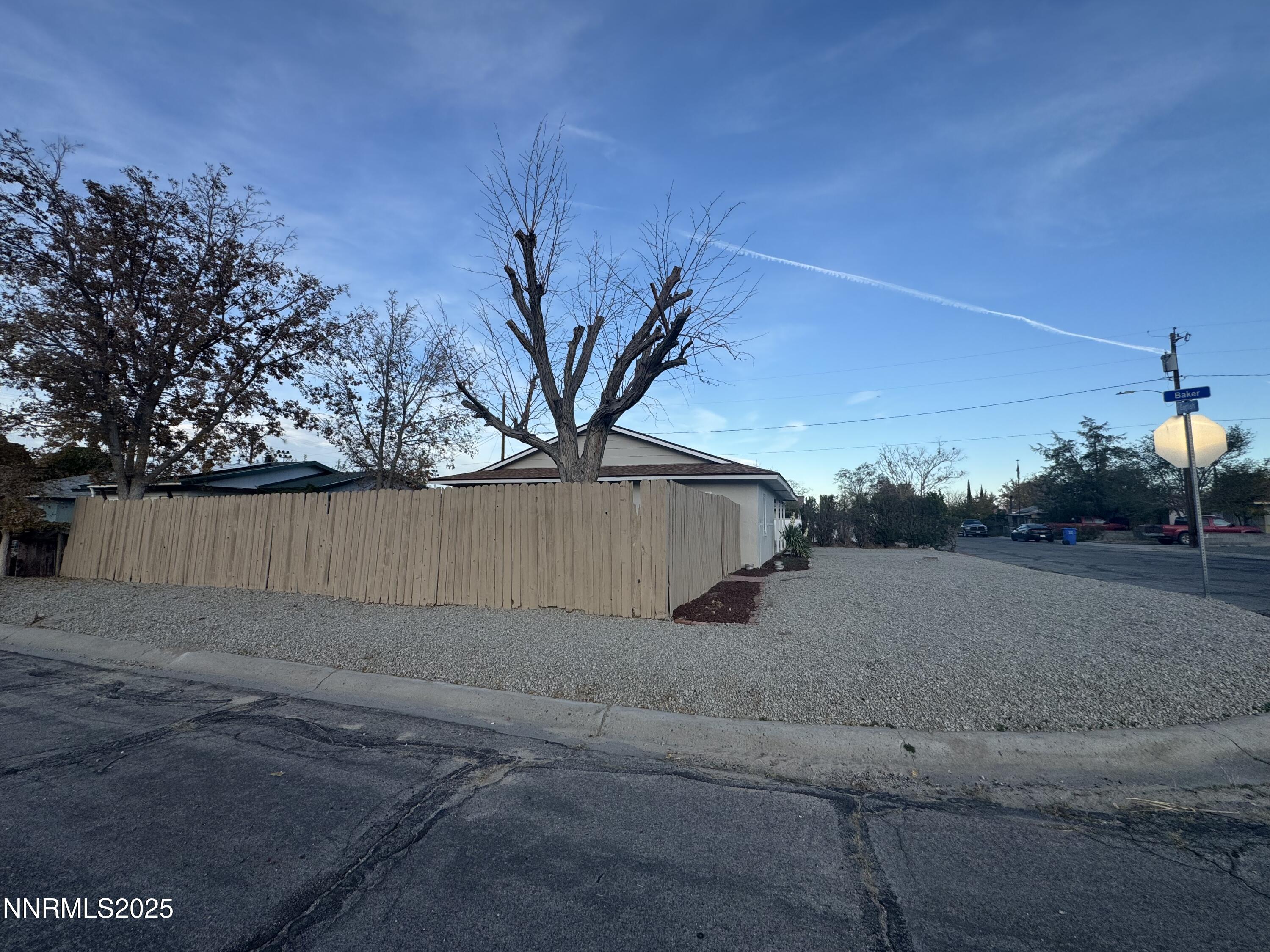 125 English Street Hawthorne, NV 89415 - Photo 3 of 16 a view of a backyard