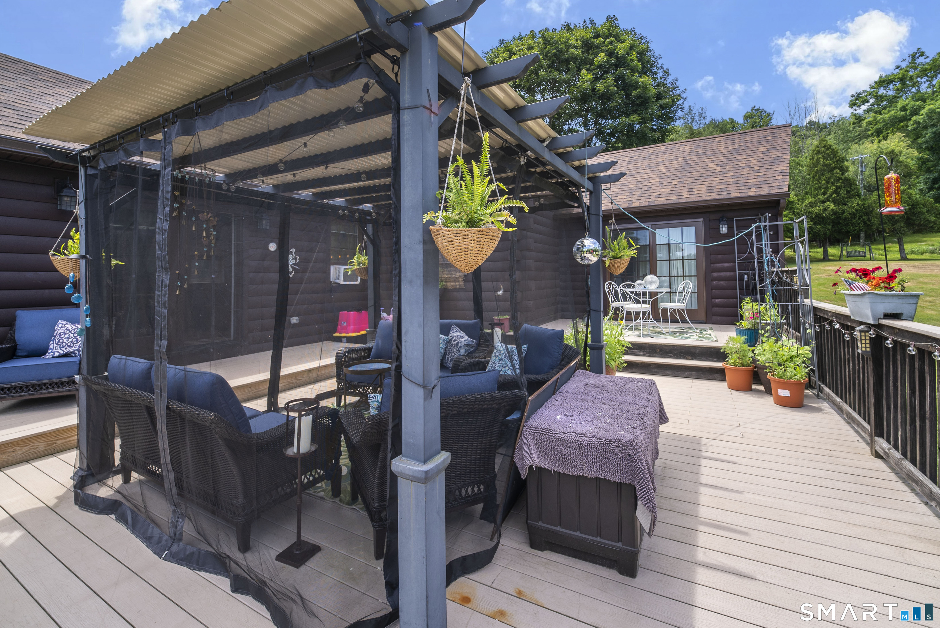 84 Dark Lantern Hill Road Killingly, CT 06239 - Photo 4 of 38