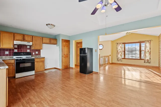 $259,000 | 5684 Dove Dale Avenue, Portage, IN 46368