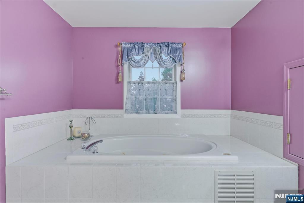 78 Ridge Road North Haledon, NJ 07508 - Photo 25 of 46