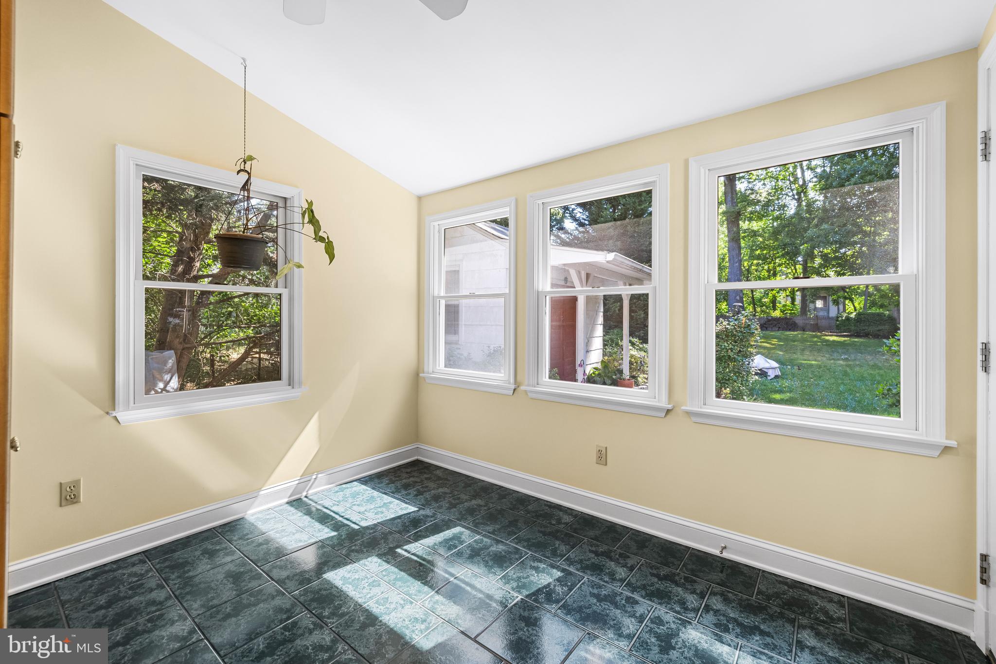 Banbury Road Baltimore, MD 21239 - Photo 11 of 26