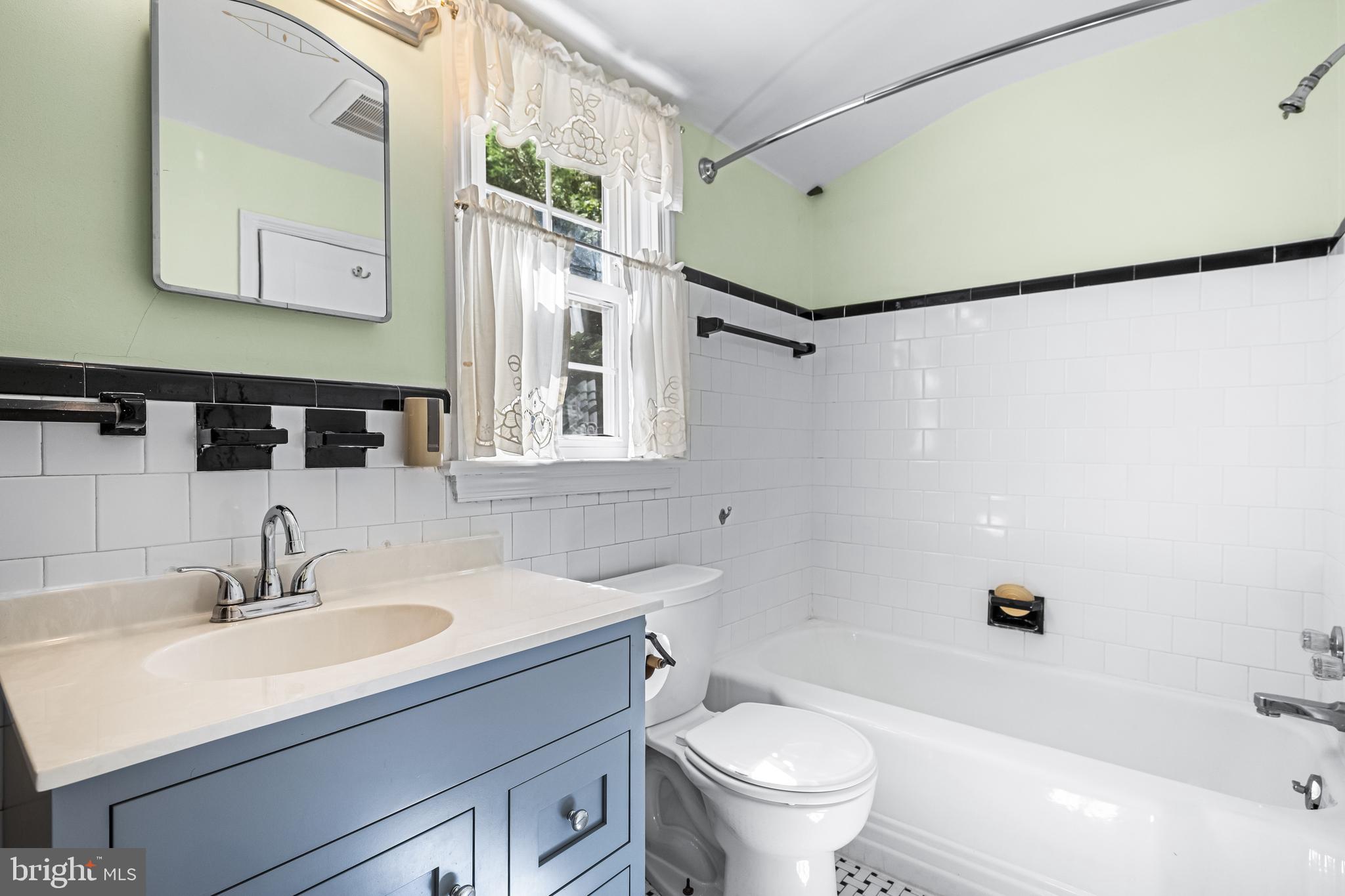 Banbury Road Baltimore, MD 21239 - Photo 13 of 26