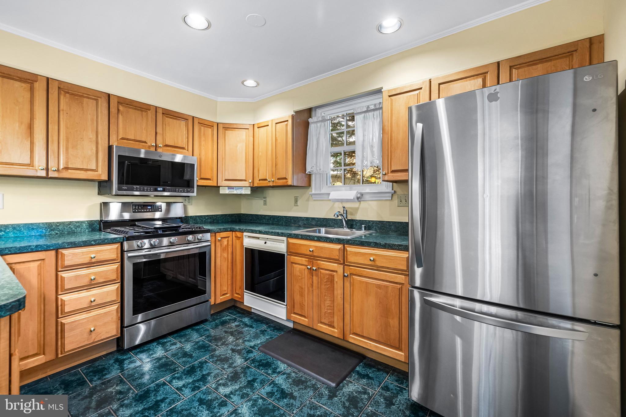 Banbury Road Baltimore, MD 21239 - Photo 9 of 26