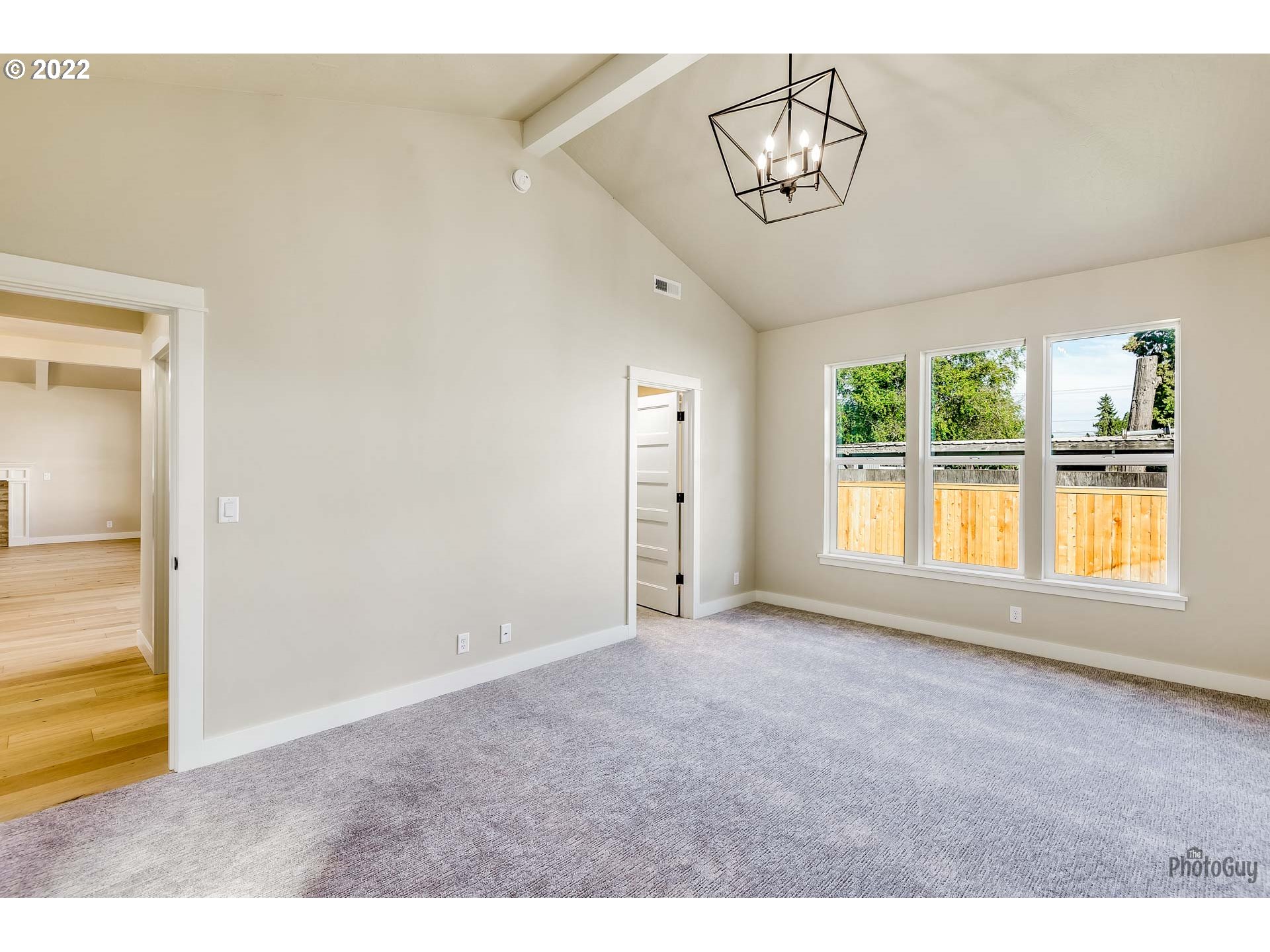 1003 South 33rd Street Springfield, OR 97478 - Photo 21 of 41 a view of an empty room with a window