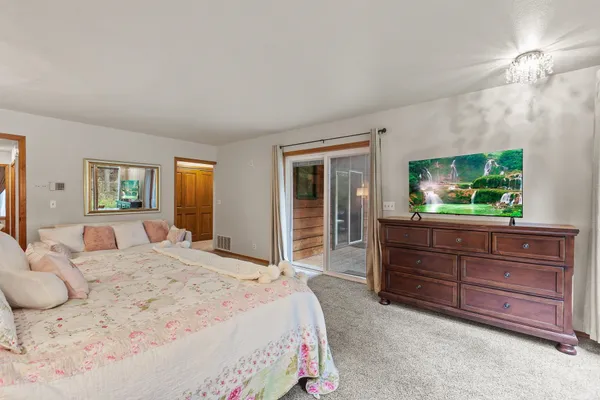 $1,795,000 | 5999 East Roger Drive, Post Falls, ID 83854