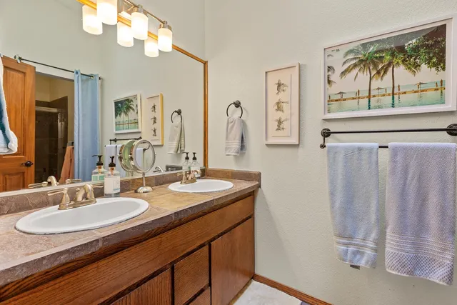 $1,795,000 | 5999 East Roger Drive, Post Falls, ID 83854