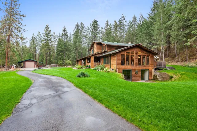 $1,795,000 | 5999 East Roger Drive, Post Falls, ID 83854