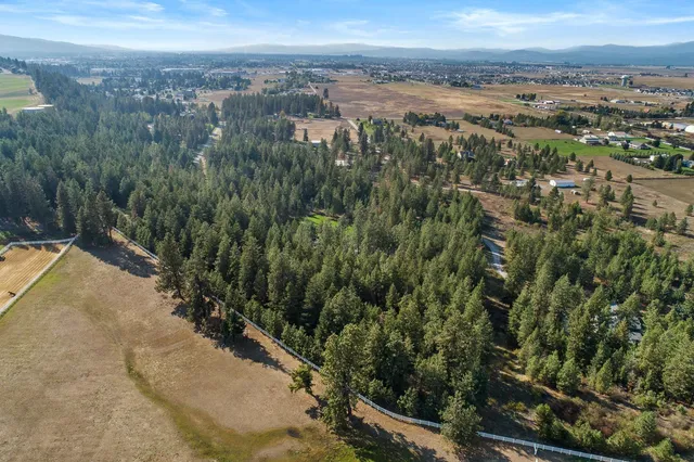 $1,795,000 | 5999 East Roger Drive, Post Falls, ID 83854