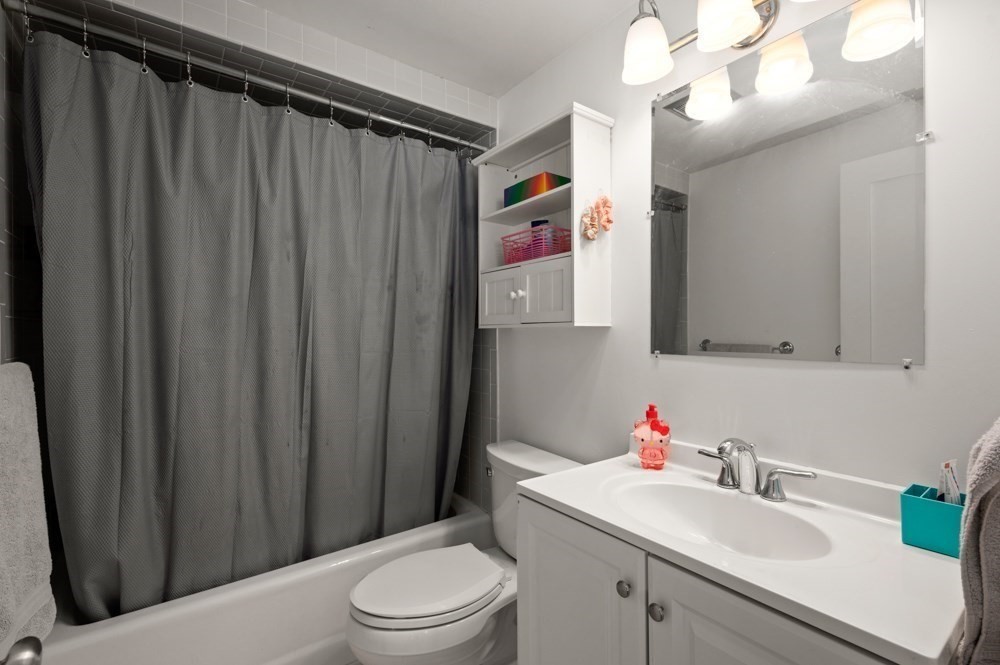 88 Temple Road Waltham, MA 02452 - Photo 26 of 41