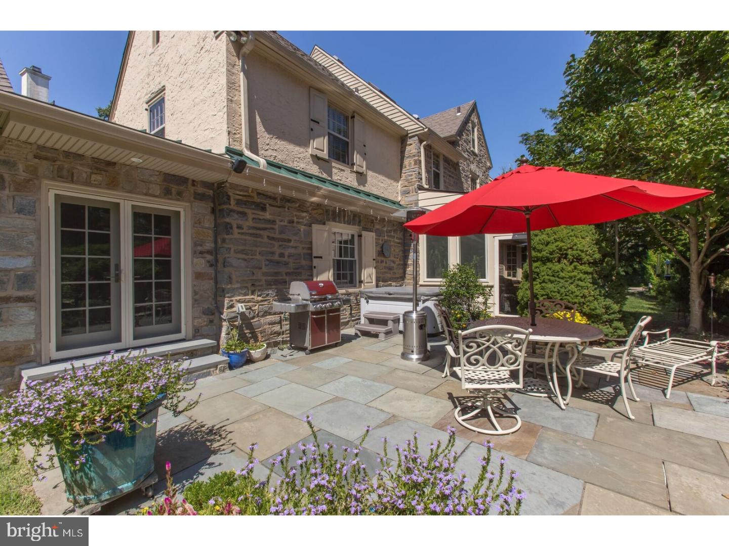 264 Hilldale Road Villanova, PA 19085 - Photo 1 of 24