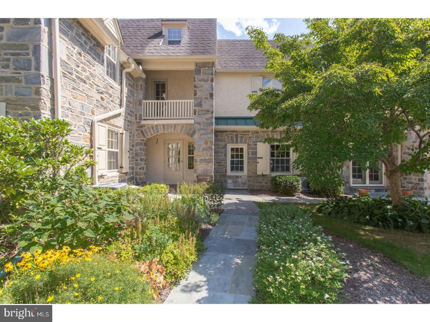 264 Hilldale Road Villanova, PA 19085 - Photo 2 of 24