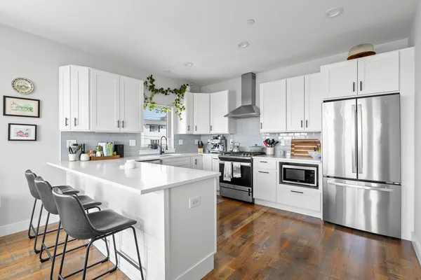 $5,000 | 1400 Columbia Road, Unit 3, Boston, MA 02127