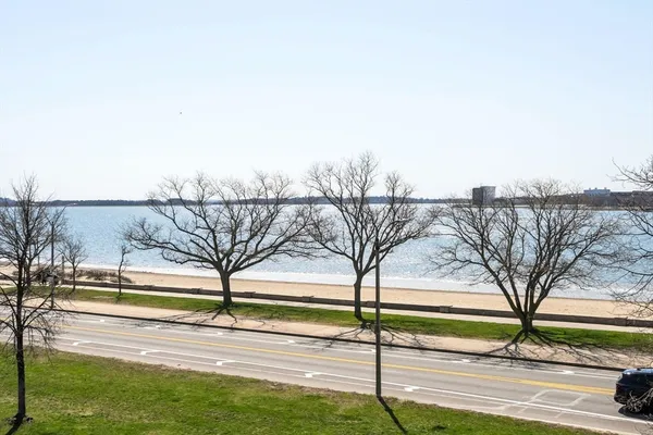 $5,000 | 1400 Columbia Road, Unit 3, Boston, MA 02127