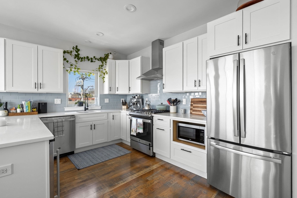 1400 Columbia Road, Unit 3 Boston, MA 02127 - Photo 3 of 28