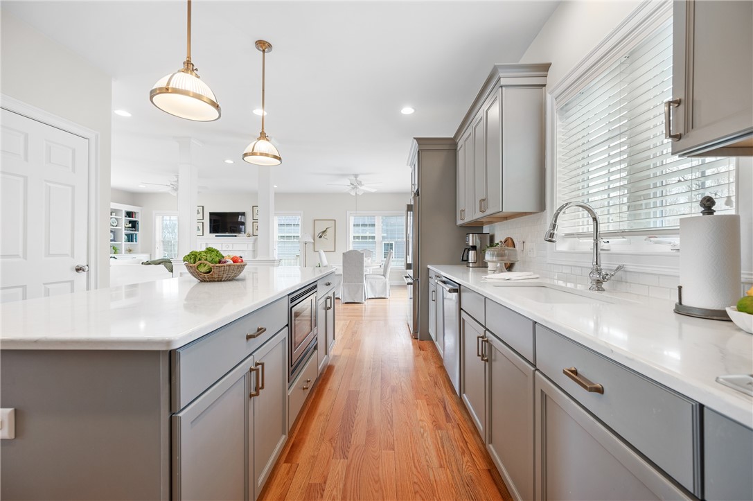 26 Shale Ridge Court Cumberland, RI 02864 - Photo 12 of 39 Gallery Image 12