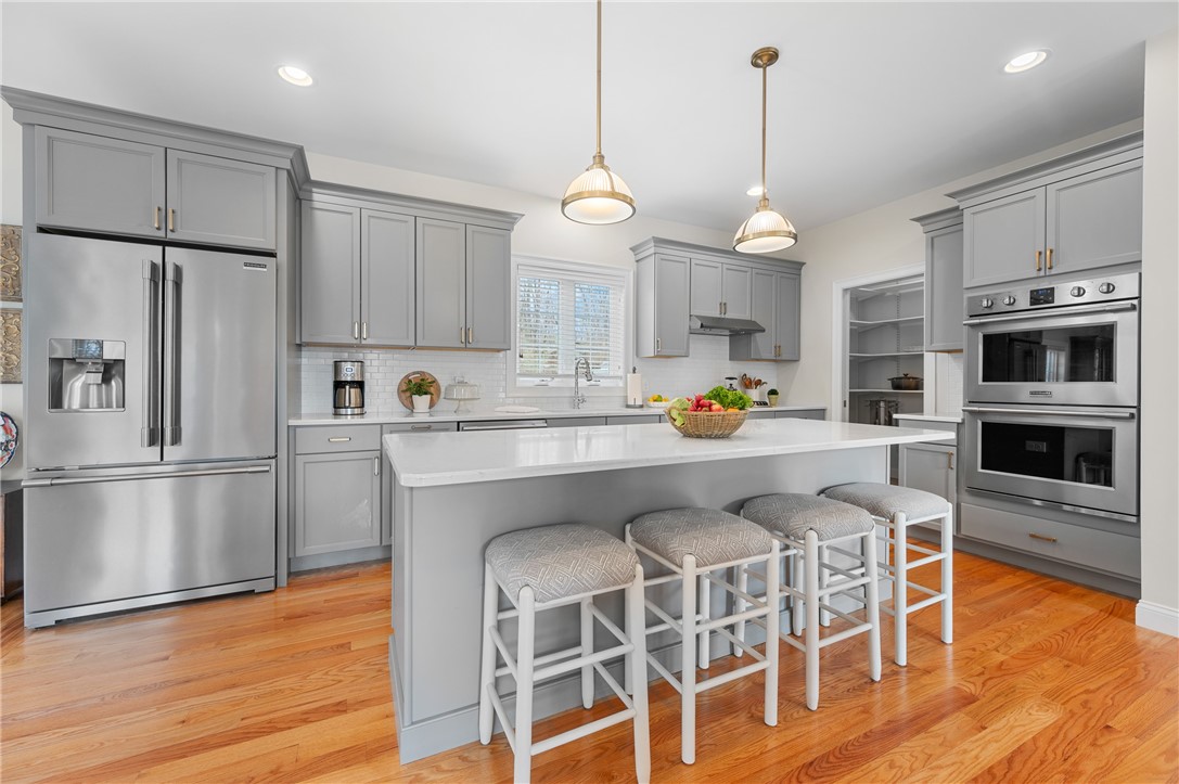 26 Shale Ridge Court Cumberland, RI 02864 - Photo 8 of 39 Gallery Image 8